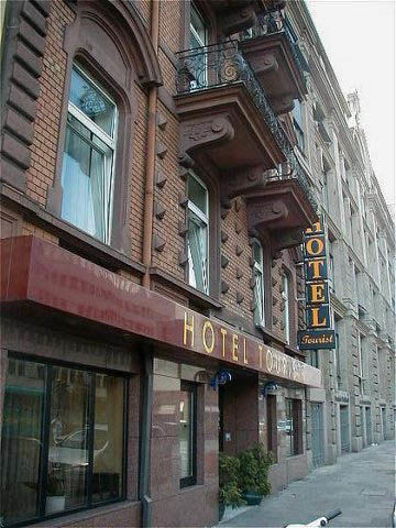 Hotel Tourist Frankfurt am Main Eksteriør bilde