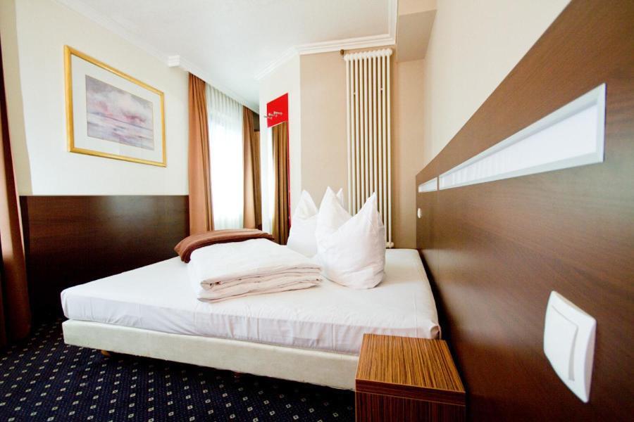 Hotel Tourist Frankfurt am Main Rom bilde