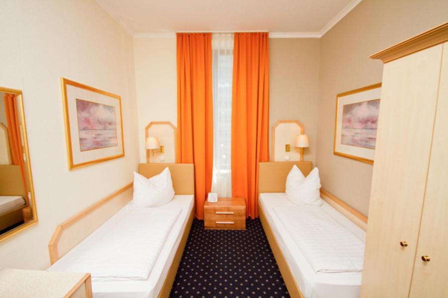 Hotel Tourist Frankfurt am Main Rom bilde